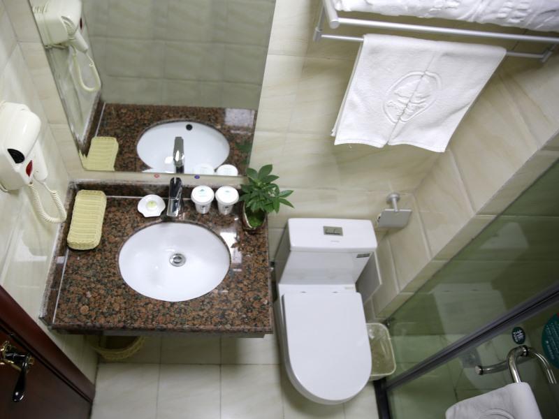 Greentree Inn Bole Wanxianghui Express Hotel Екстер'єр фото