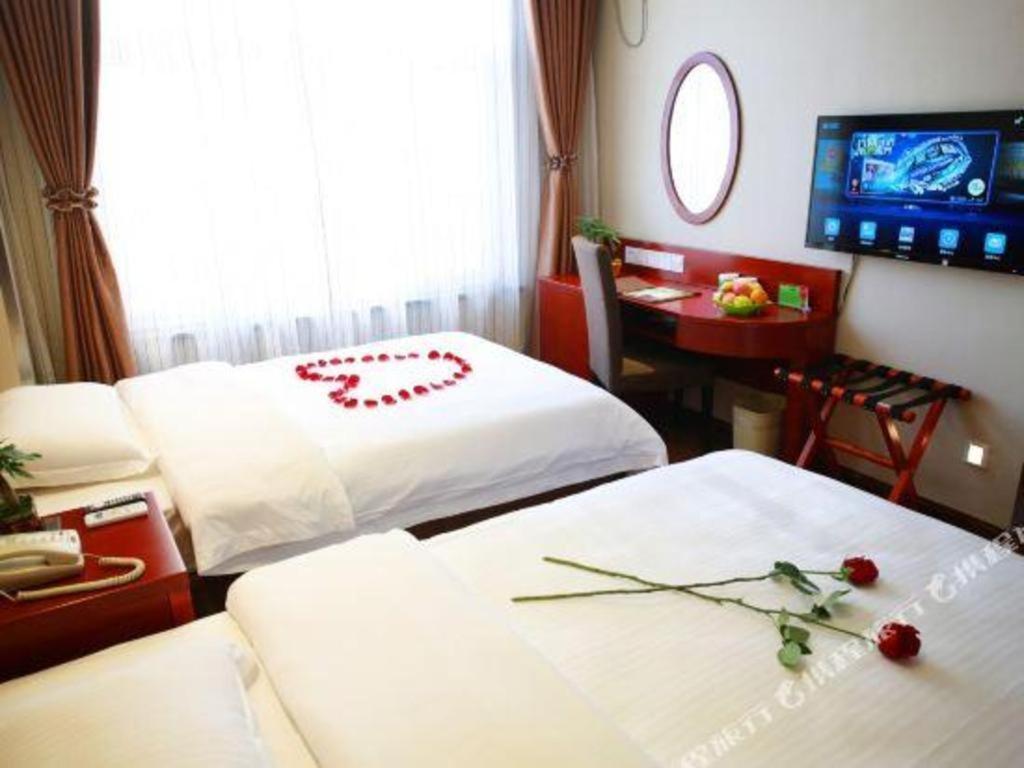 Greentree Inn Bole Wanxianghui Express Hotel Екстер'єр фото