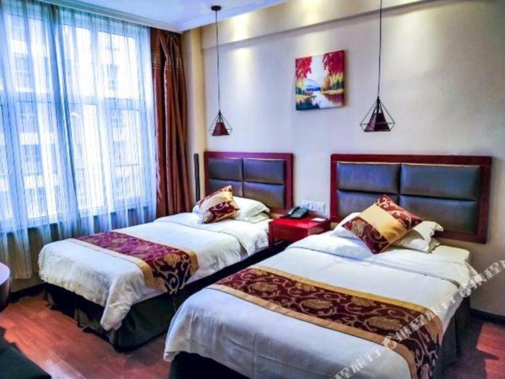 Greentree Inn Bole Wanxianghui Express Hotel Екстер'єр фото