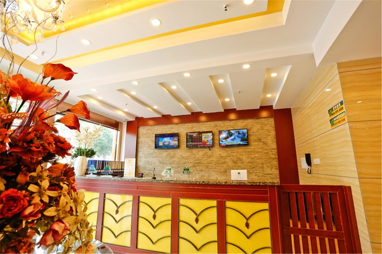 Greentree Inn Bole Wanxianghui Express Hotel Екстер'єр фото